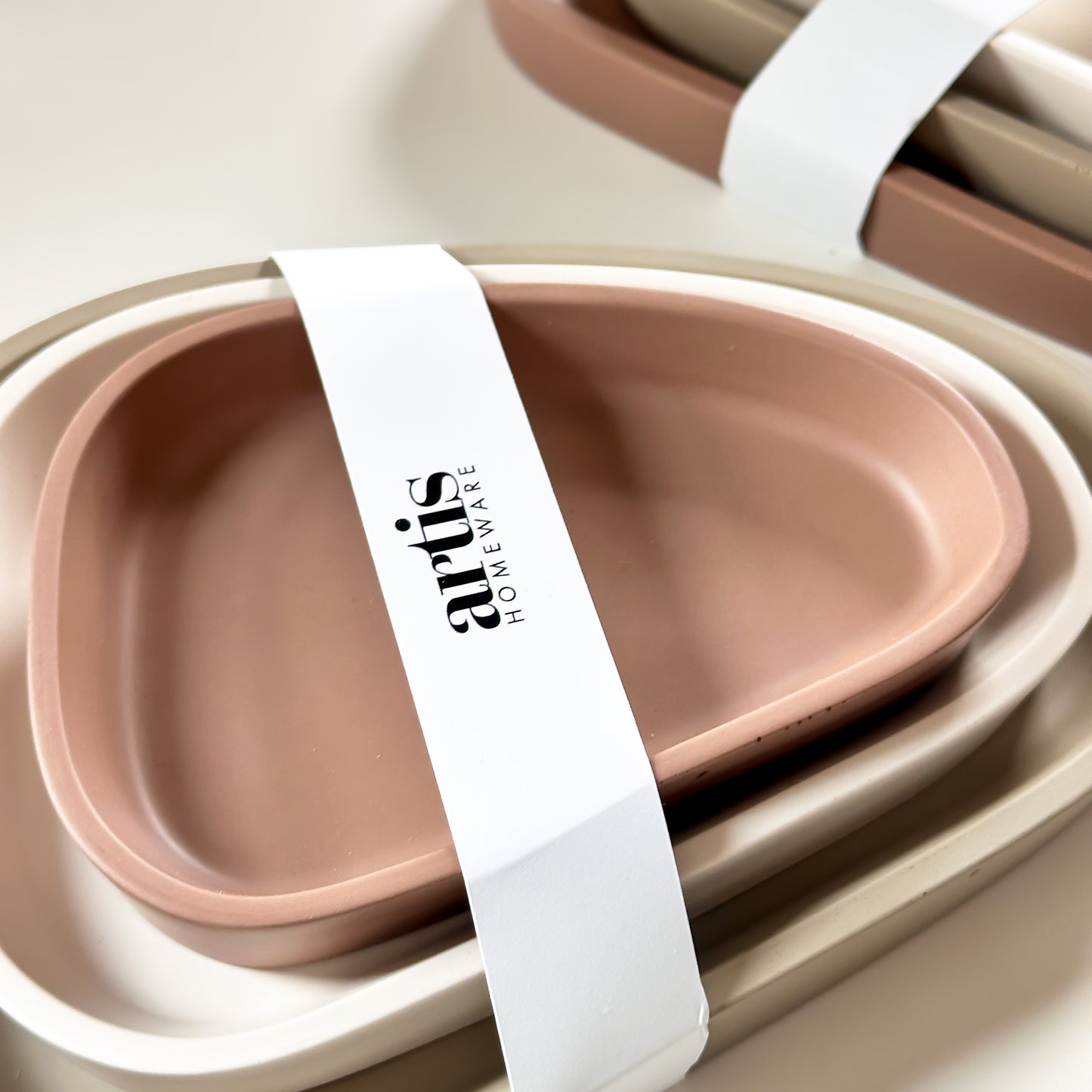 Jesmonite Pebble Tray Set by Artis Homeware