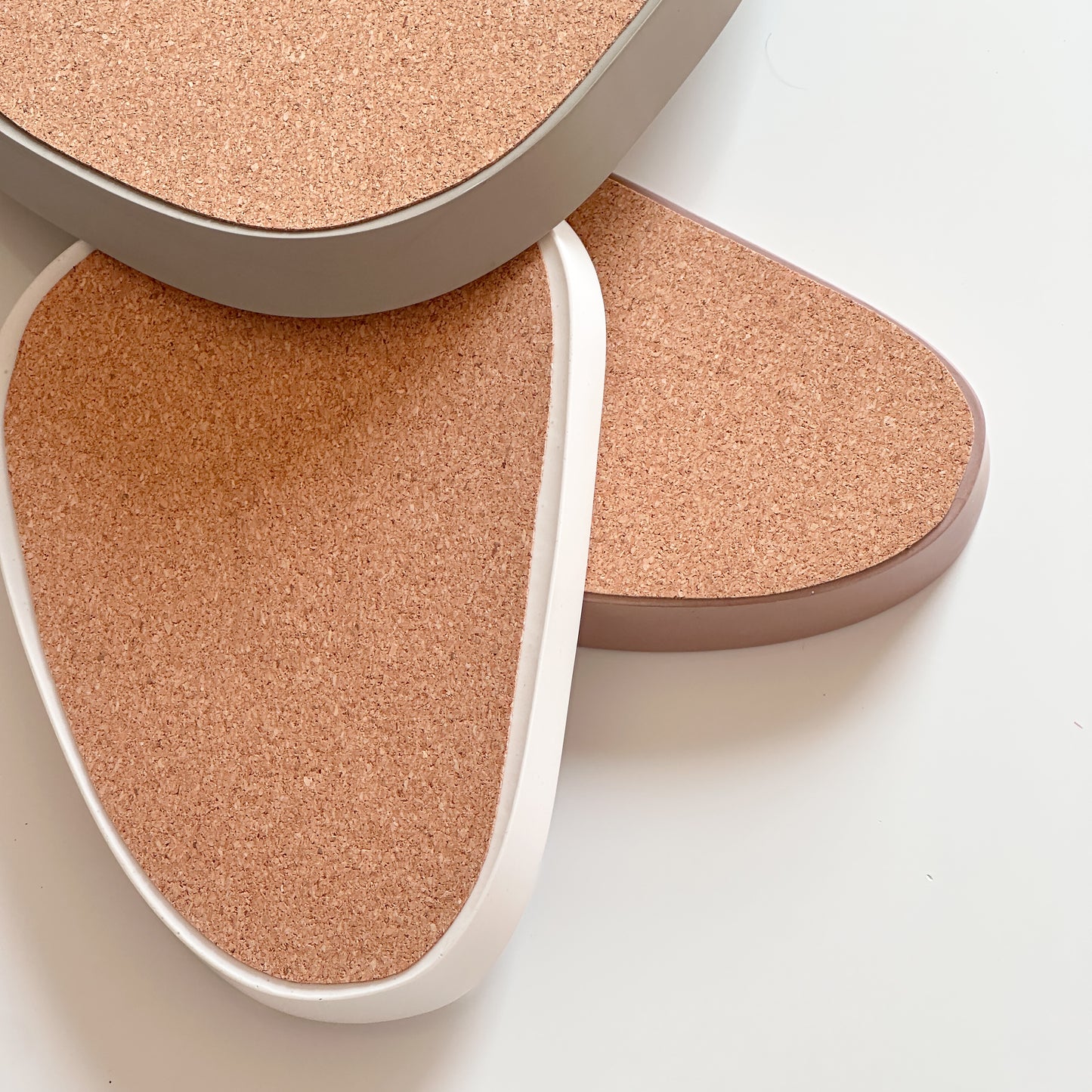 Jesmonite Pebble Tray Set by Artis Homeware